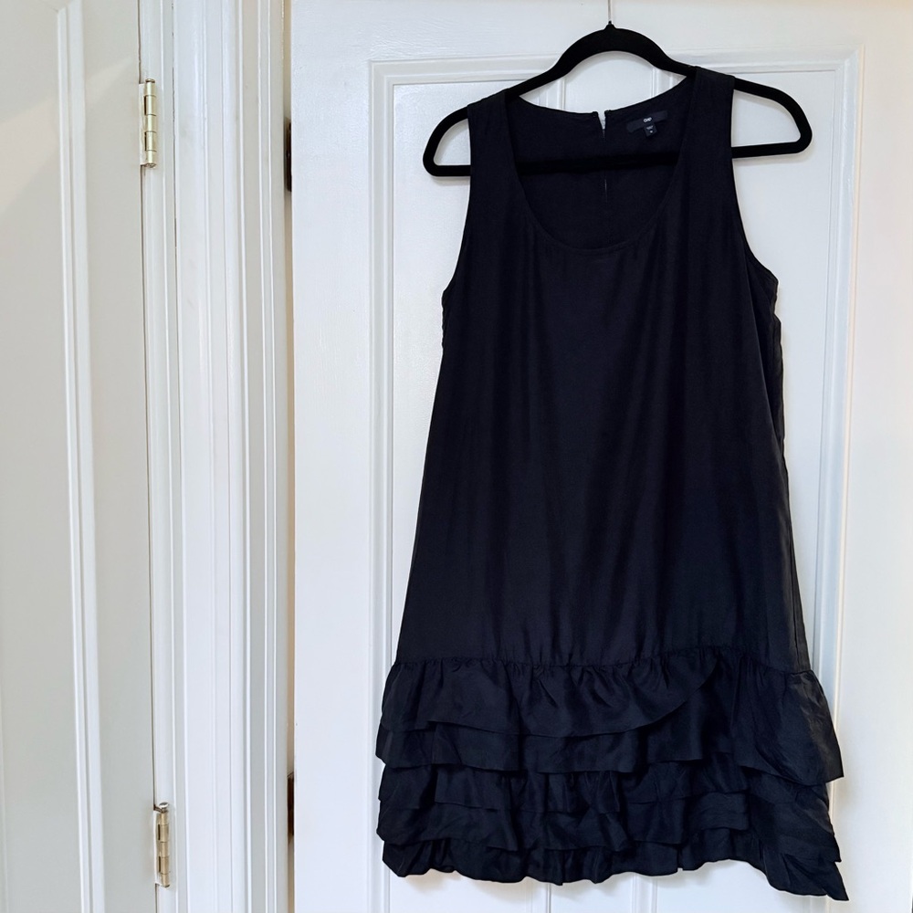 GAP Navy Blue Sleeveless Tank Mini Dress with Bottom Ruffles, 100% silk, size M